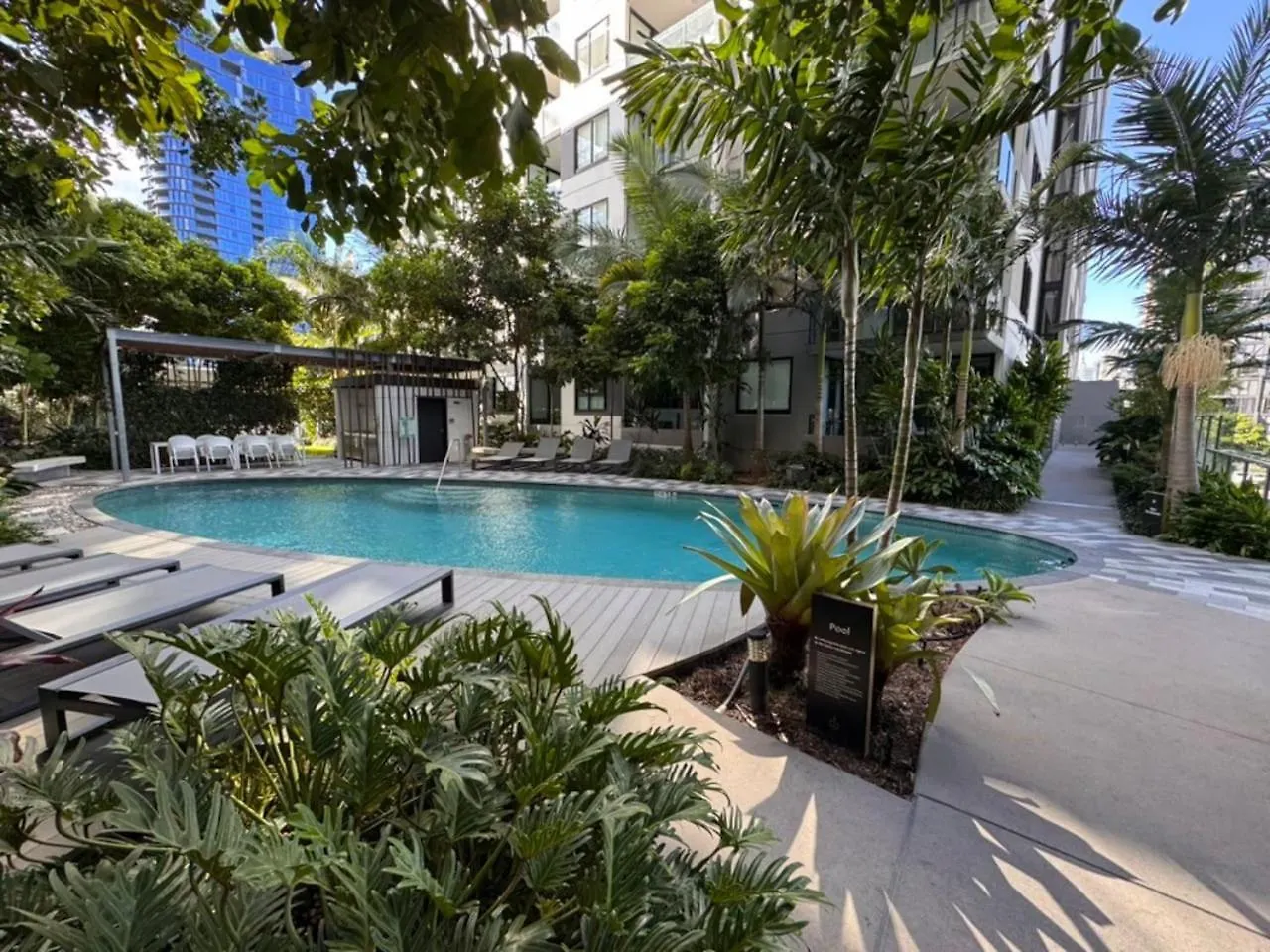 Near Southbank And Cbd Stylish 2Br Pool And Park Apartment Brisbane
