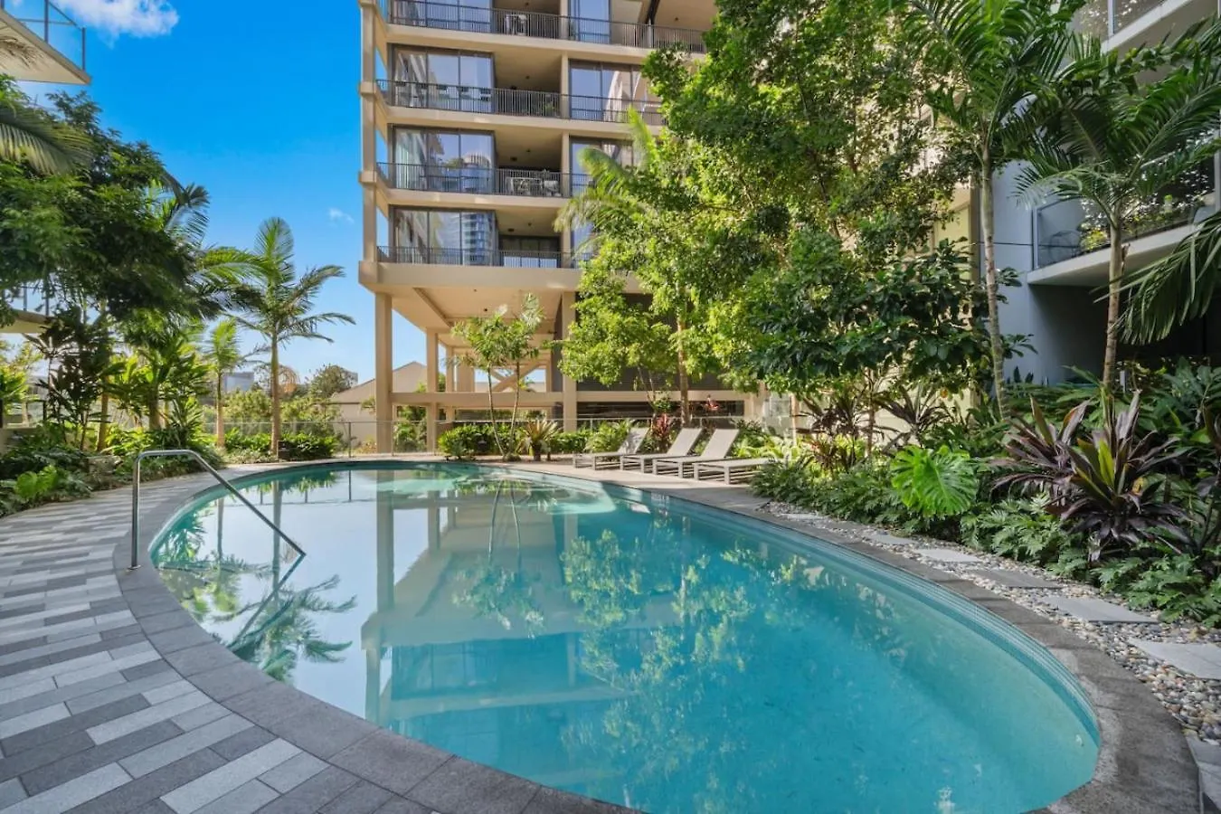 Near Southbank And Cbd Stylish 2Br Pool And Park Apartment Brisbane